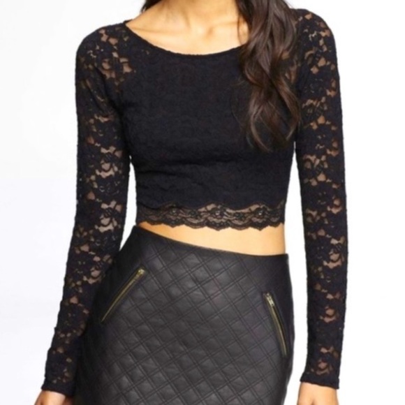 NWOT. Express Lace Crop Top. Never worn. - Picture 2 of 6